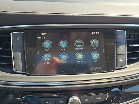 Used 2018 Buick Enclave Premium FWD image 22