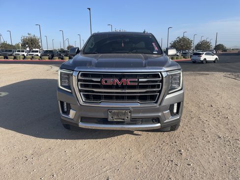 Used 2021 GMC Yukon SLT w/ SLT Luxury Package AWD/4WD image 8