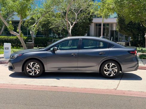 Used 2025 Subaru Legacy Premium AWD/4WD image 3