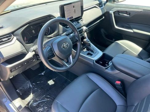 Used 2025 Toyota RAV4 XLE Premium w/ Weather Package AWD/4WD image 14