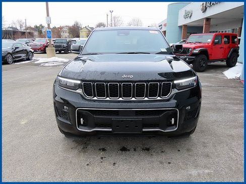 Certified 2023 Jeep Grand Cherokee Overland image 3