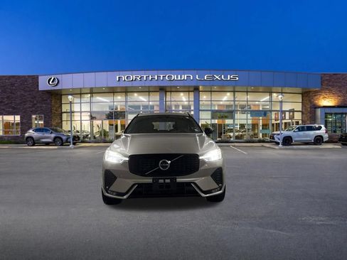 Used 2025 Volvo XC60 B5 Ultra AWD/4WD image 20