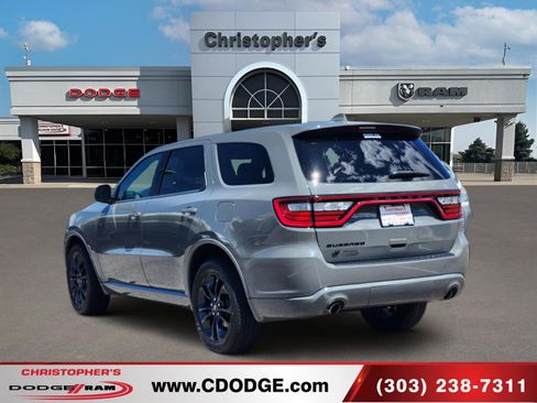 Used 2022 Dodge Durango SXT w/ Blacktop Package AWD/4WD image 5