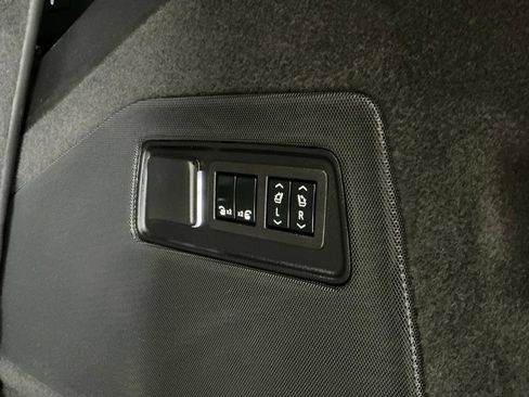 Used 2023 Cadillac Escalade Sport Platinum w/ LPO, ONYX Package AWD/4WD image 30