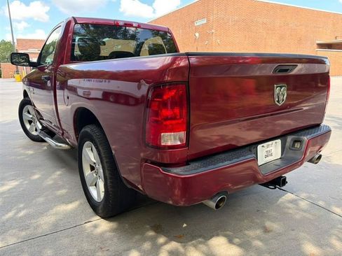 Used 2015 RAM 1500 Express RWD image 4