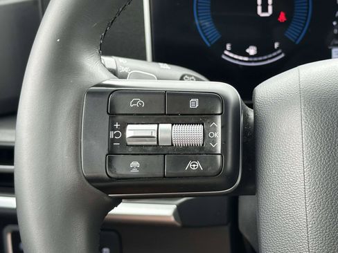 Certified 2025 Hyundai Santa Fe SEL AWD/4WD image 23