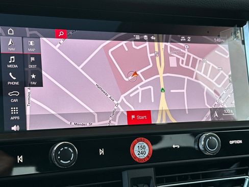 Used 2025 Porsche Macan image 19