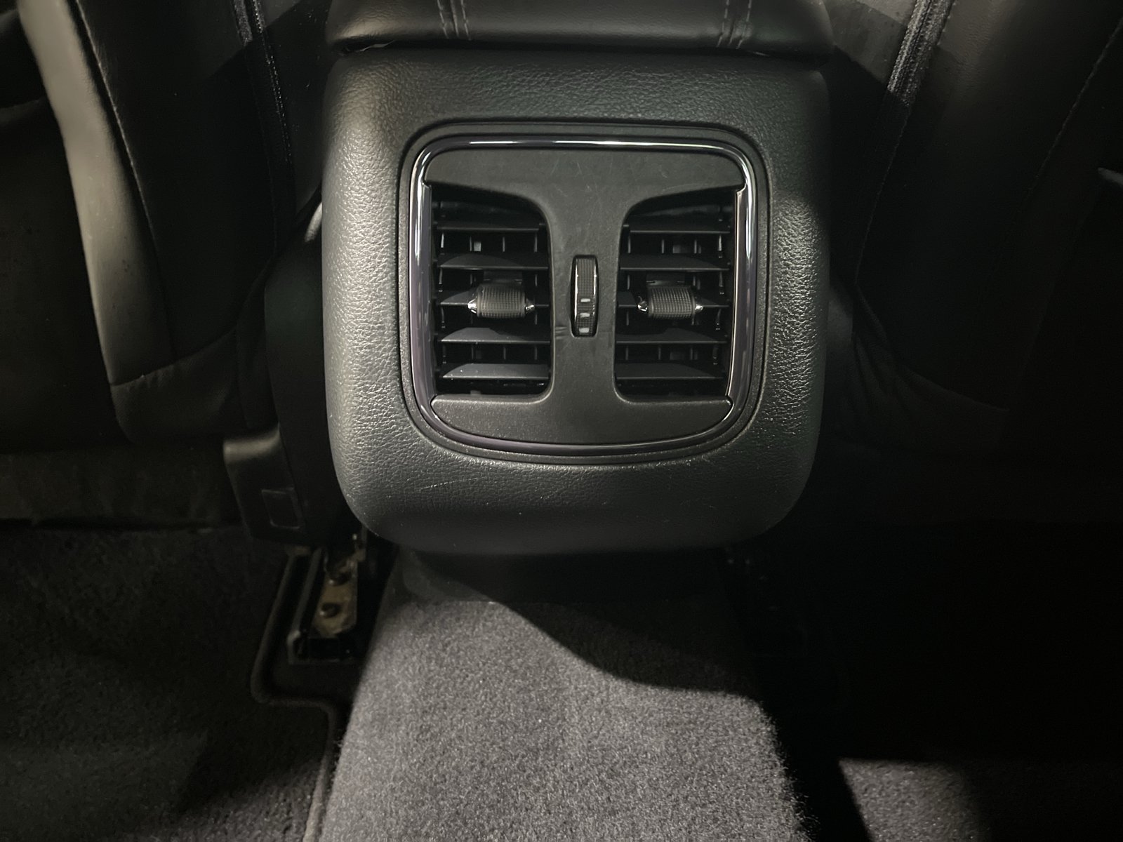 Used 2016 Chrysler 200 S w/ Comfort Group FWD image 15