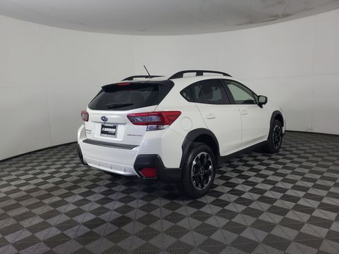 Used 2023 Subaru Crosstrek 2.0i image 4