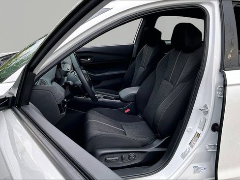 Used 2025 Honda Accord Sport image 17