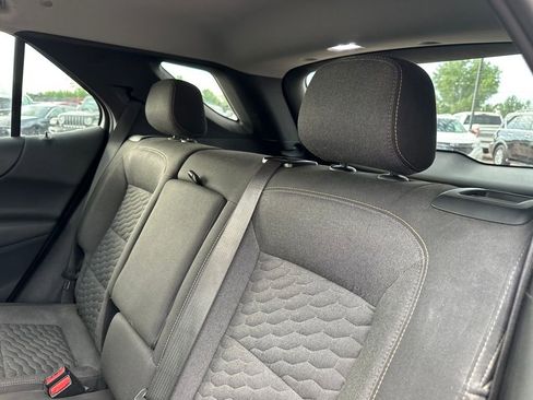 Used 2021 Chevrolet Equinox LT AWD/4WD image 23
