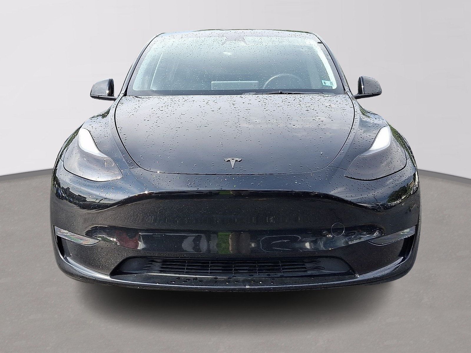Used 2023 Tesla Model Y Performance AWD/4WD image 2
