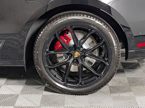 New 2026 Porsche Macan GTS AWD/4WD image 12