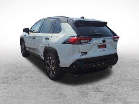 Certified 2022 Toyota RAV4 XSE w/ Premium Package AWD/4WD image 5