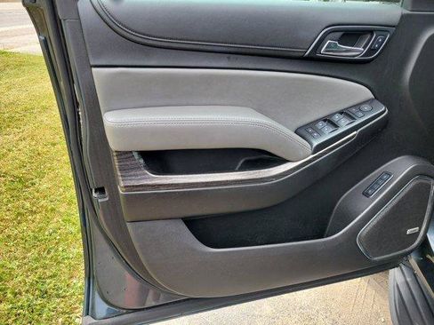 Used 2020 Chevrolet Tahoe LT image 18