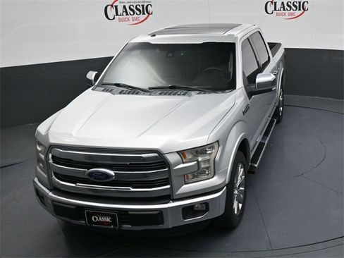 Used 2016 Ford F150 Lariat w/ Equipment Group 502A Luxury image 17