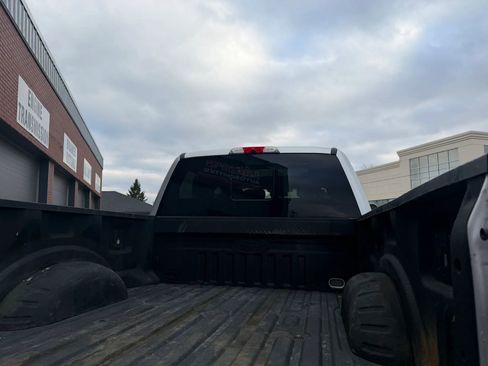 Used 2018 Ford F250 Platinum w/ Platinum Ultimate Package image 16