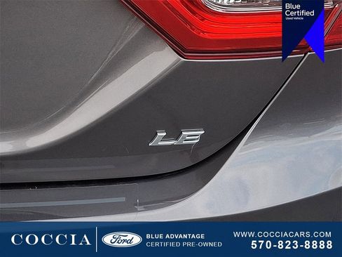 Used 2019 Toyota Camry LE image 29