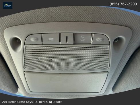 Used 2019 Nissan Sentra SR FWD image 26