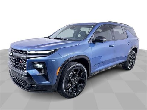 Used 2024 Chevrolet Traverse RS image 4