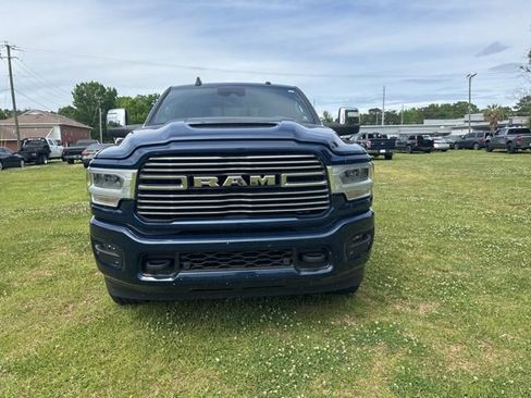 Used 2024 RAM 2500 Laramie w/ Sport Appearance Package image 3