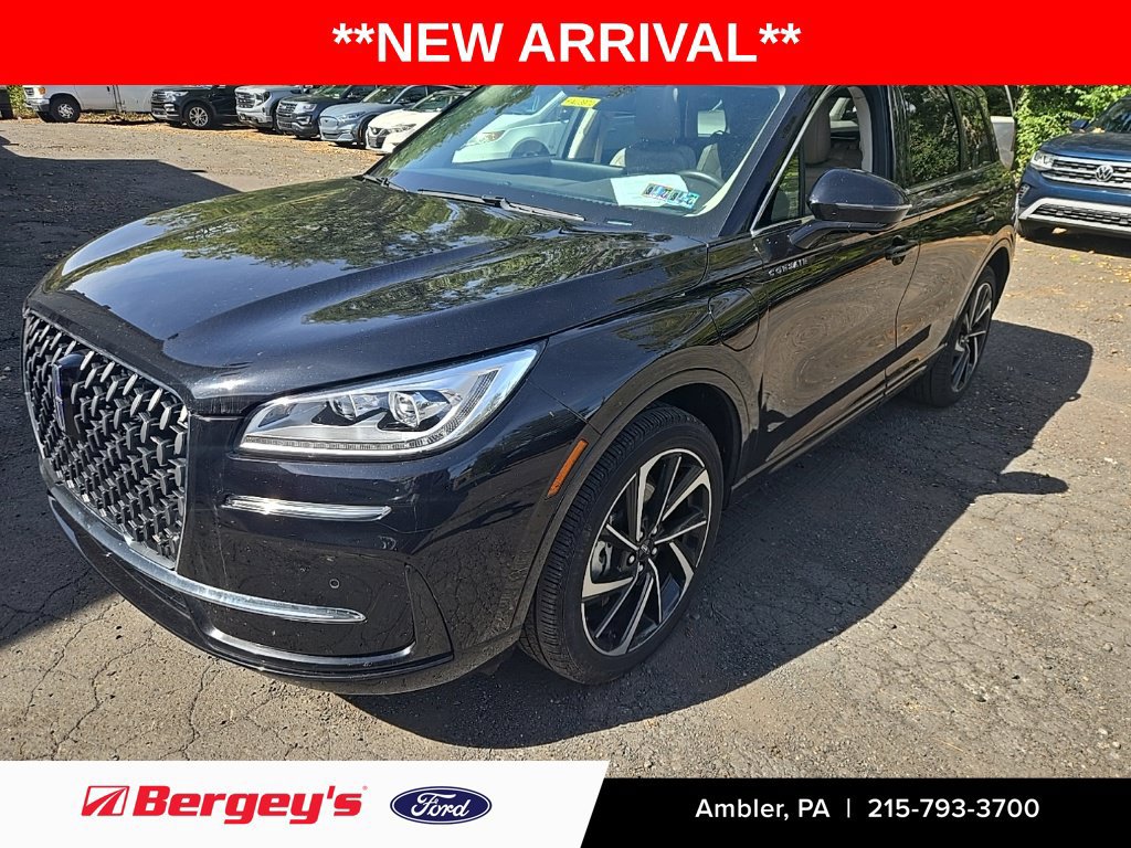 Used 2024 Lincoln Corsair Grand Touring w/ Equipment Group 301A AWD/4WD image 1