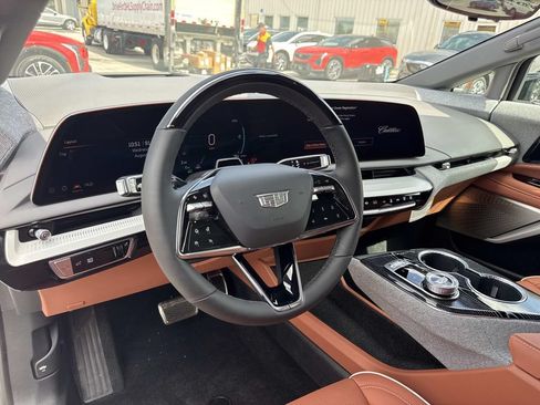 New 2027 Cadillac Optiq Premium Sport RWD image 33