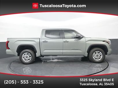 New 2026 Toyota Tundra SR5 w/ SR5 Premium Package