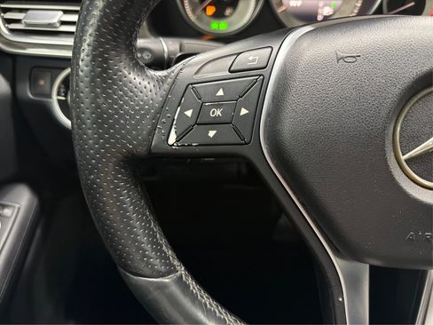 Used 2015 Mercedes-Benz E 400 4MATIC Sedan w/ Parking Assist Package image 25