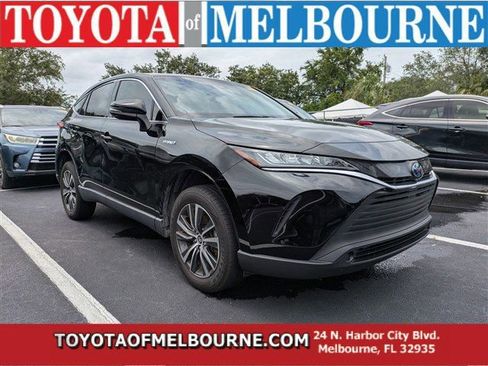 Used 2021 Toyota Venza LE AWD/4WD image 1