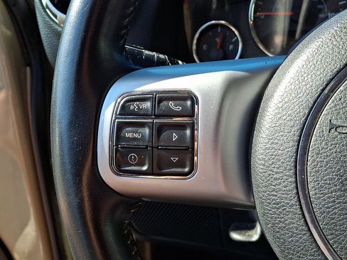 Used 2017 Jeep Wrangler Unlimited Sahara w/ Quick Order Package 24E Chief AWD/4WD image 21