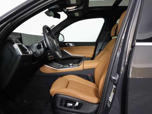 Certified 2026 BMW X5 xDrive40i w/ Climate Comfort Package AWD/4WD image 10