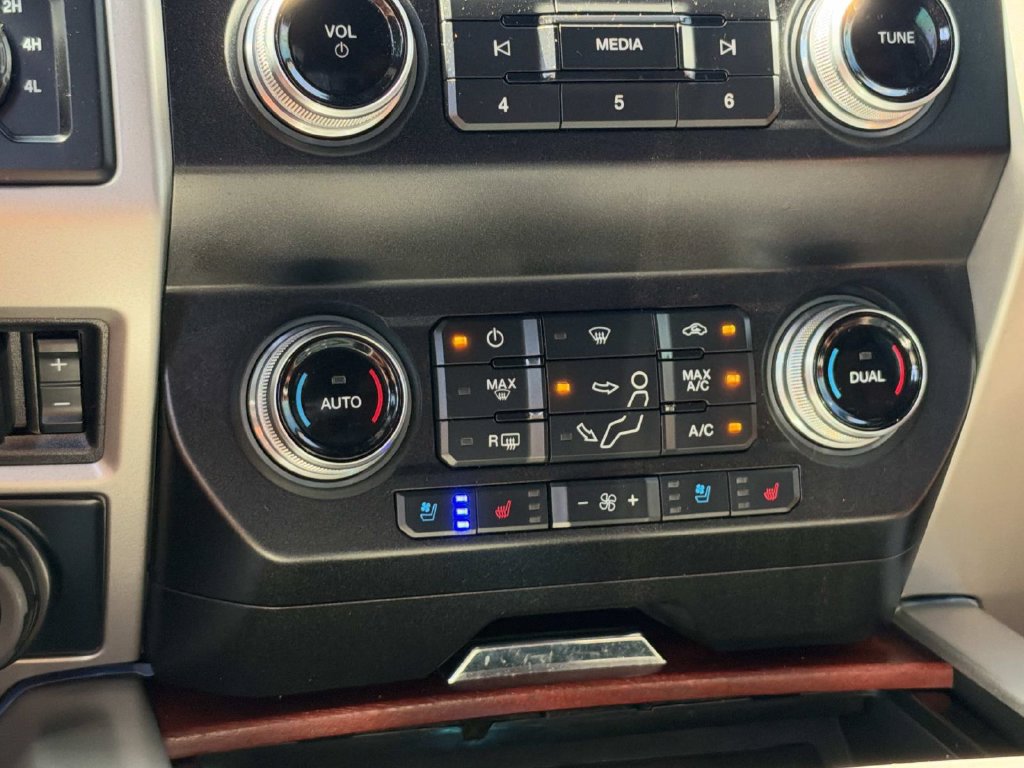 Certified 2021 Ford F250 King Ranch AWD/4WD image 16