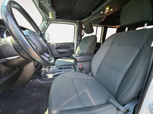 Used 2021 Jeep Wrangler Unlimited Sport AWD/4WD image 9