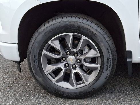 Certified 2022 Chevrolet Silverado 1500 RST w/ Protection Package AWD/4WD image 8