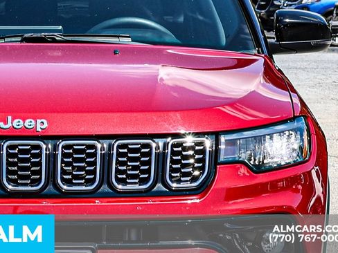 Used 2025 Jeep Compass Limited AWD/4WD image 15