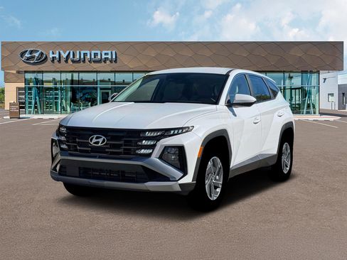 New 2026 Hyundai Tucson Blue SE image 1