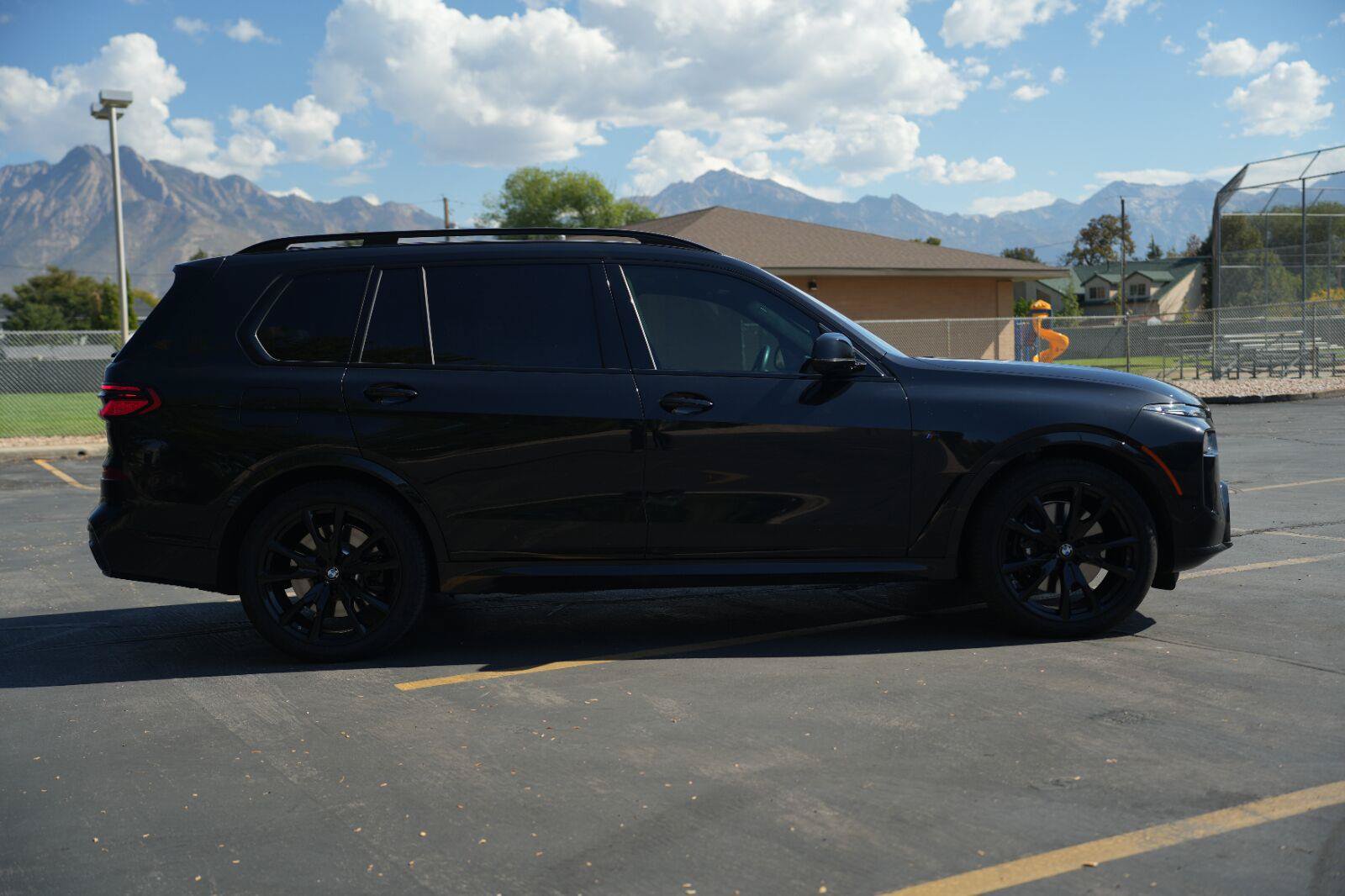 Used 2026 BMW X7 M60i AWD/4WD image 6