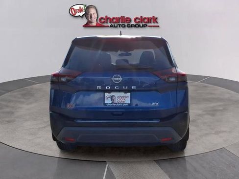 Certified 2023 Nissan Rogue SV image 4