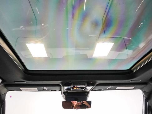 Used 2025 Lexus GX 550 w/ Accessory Package (2T) image 18