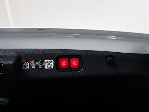 Certified 2026 Mercedes-Benz E 350 4MATIC Sedan image 30