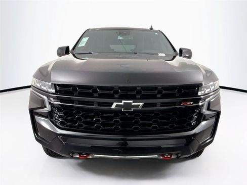 Used 2024 Chevrolet Tahoe Z71 w/ Luxury Package AWD/4WD image 9