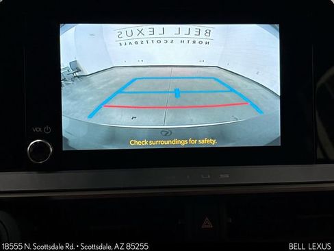 Used 2023 Toyota Prius Prime FWD image 16