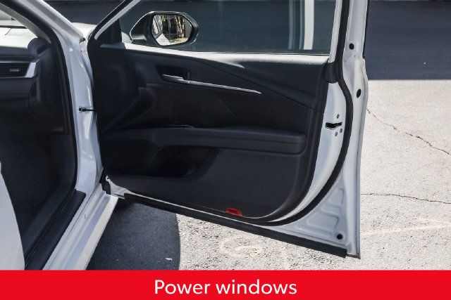 Used 2025 Toyota Camry LE FWD image 17