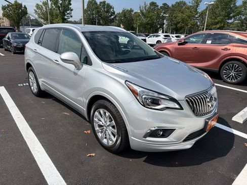 Used 2018 Buick Envision Essence FWD image 3