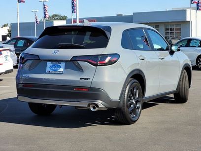 New 2025 Honda HR-V Sport