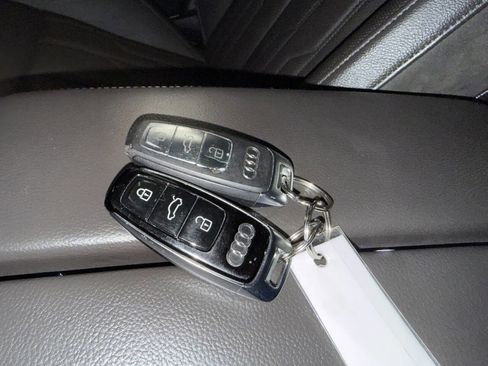 Used 2019 Audi A8 L 3.0T w/ Executive Package image 16