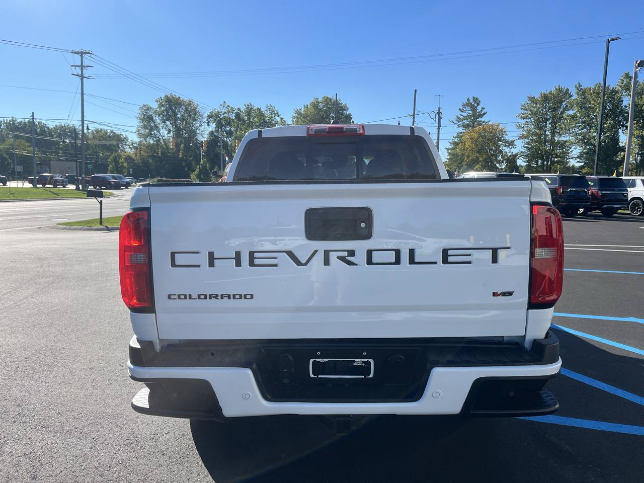 Used 2021 Chevrolet Colorado Z71 w/ Safety Package AWD/4WD image 6