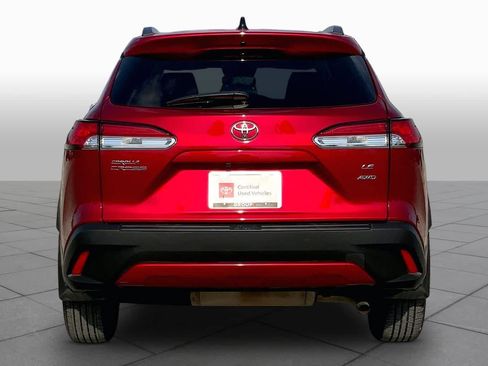 Used 2025 Toyota Corolla Cross LE AWD/4WD image 5
