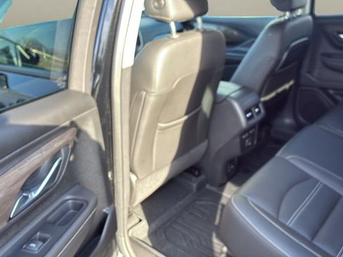 Used 2023 GMC Terrain Denali w/ Black Diamond Edition image 15